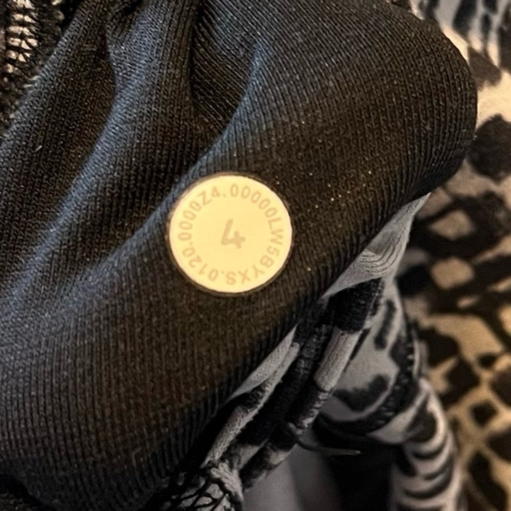 Lululemon Align Pant II 25"Urban Block Ice Grey Black Size 4 - Picture 8 of 12